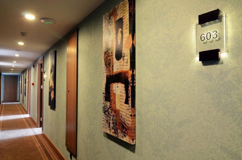 リスタナ ホテル イスタンブール エクステリア 写真